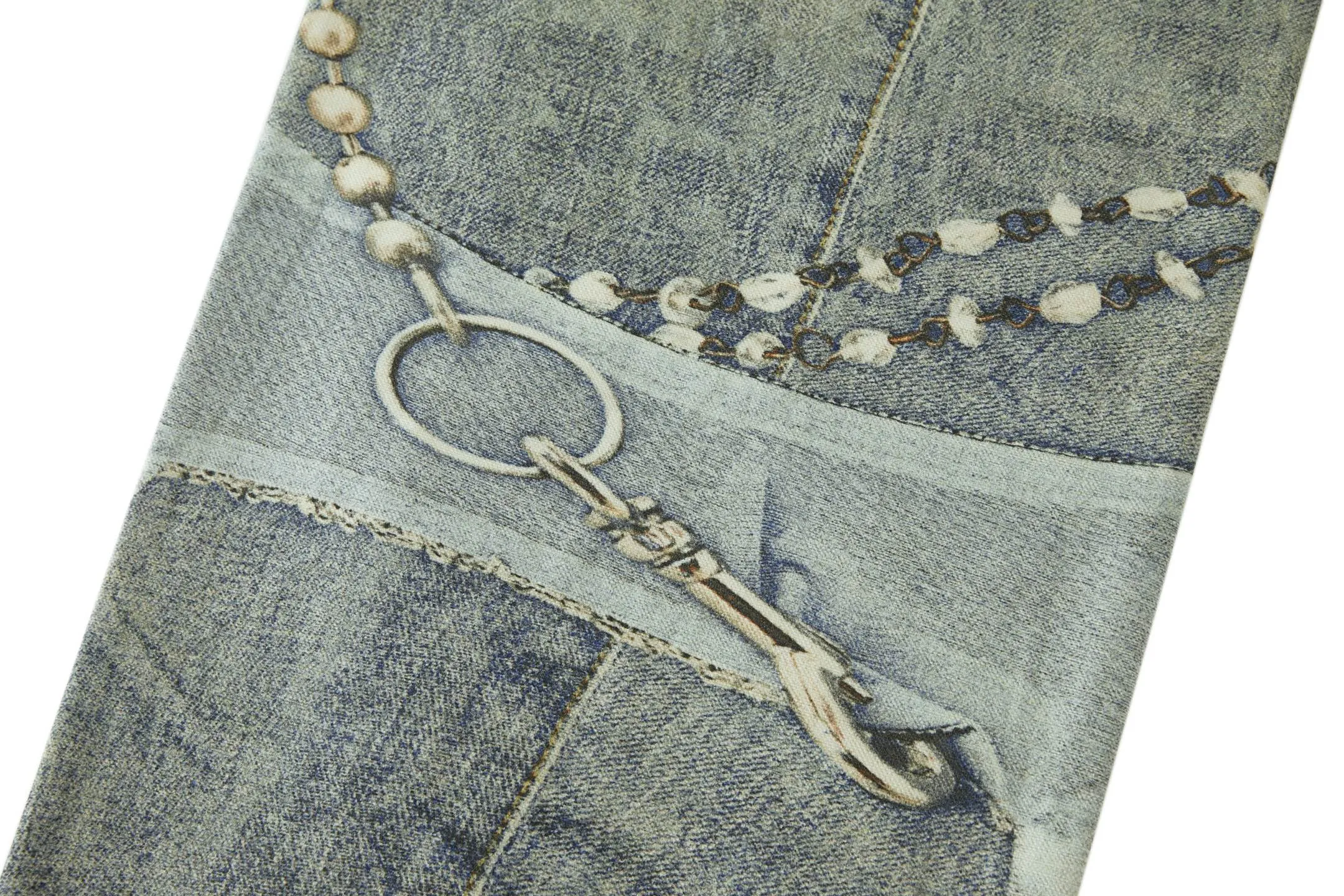 AC trompe l'oeil print Series denim trousers. Fabric: Made of 12 oz. 10*7 twill denim pure cotton. Accessories: Buttons are made of electroplated distressed hardware buttons. Technology: Printing adopts 3D direct injection technology, with multiple color combinations to highly restore the original 1:1 effect. Technique: Mud dyeing and frying, 20 pieces per vat customized with same color distressing process. Techniques: Garment washing, frying, fixing the pattern, fixing the color to add hand feel, etc... This style of jeans adopts a loose fit, with a mid-low waist and loose wide legs. Crafted from cotton Canvas with a soft, textured finish, it features a seasonal keychain trompe l'oeil print and lace details. Loose fit, medium/low waist design, loose wide legs, seasonal trompe l'oeil print. Accessories: Customized 1:1 washed trademark. Accessories: Customized 1:1 electroplated buttons. Craftsmanship: Customized 1:1 illusion print. Size: S-M-L-XL. Color: washed gray. Style number: 8886601.